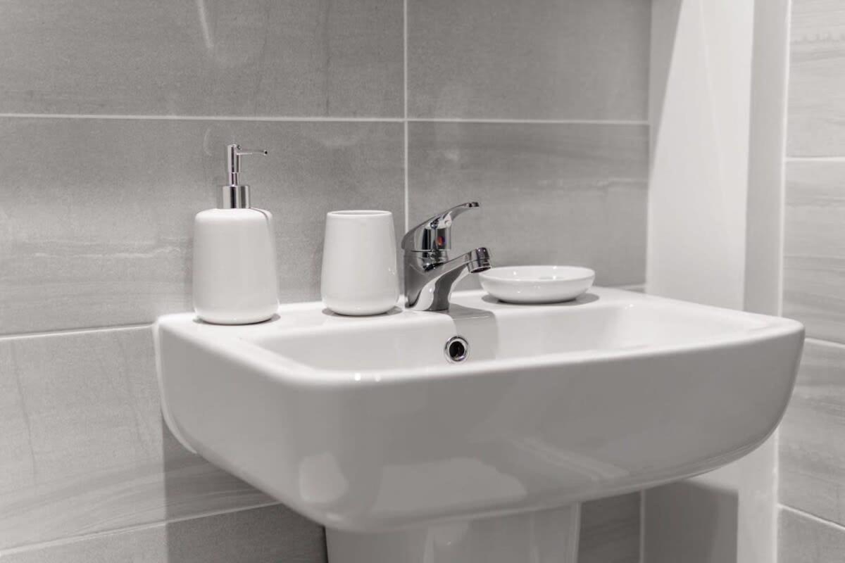 Lovely 1 Bed Apartment In Liverpool Centre Exteriér fotografie