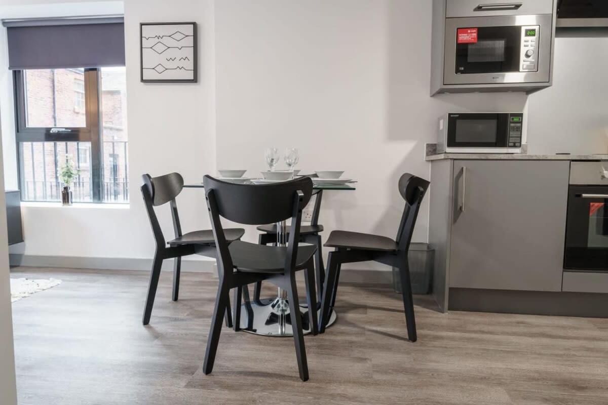 Lovely 1 Bed Apartment In Liverpool Centre Exteriér fotografie